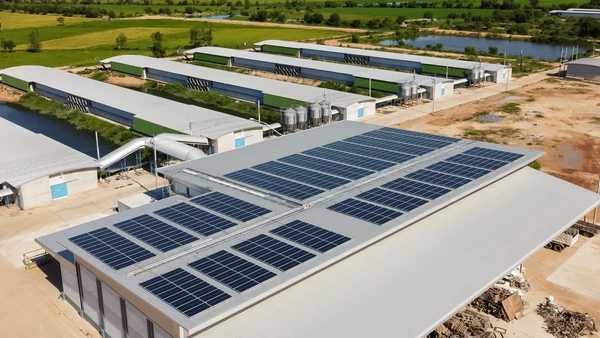 Industrial solar installation-img
